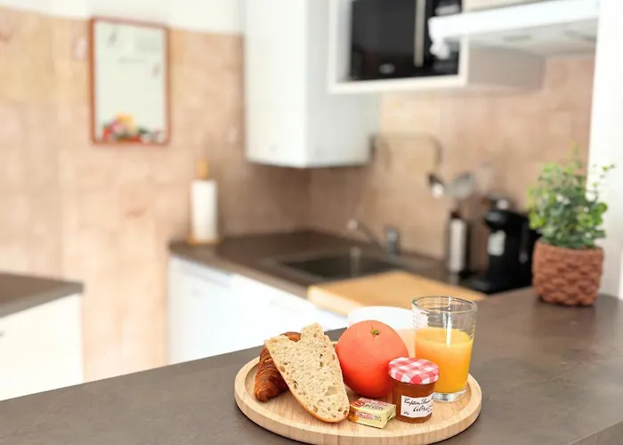 Lumineux, & Piscines -