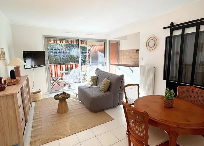 Lumineux, & Piscines - *