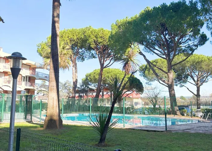 Lumineux, & Piscines - Mandelieu